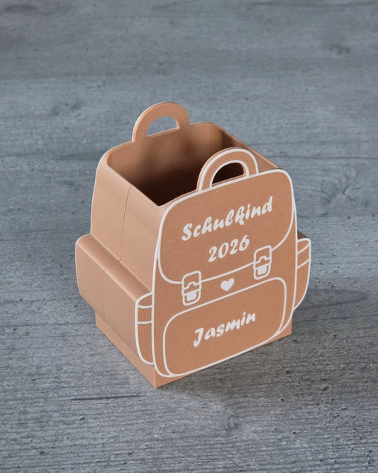 Personalierter Stiftehalter Schulranzen – Geschenk zur Einschulung mit Name & Jahr - DIMMEL.design